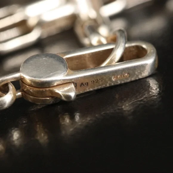 Gucci sterling silver pendent made in Italy.